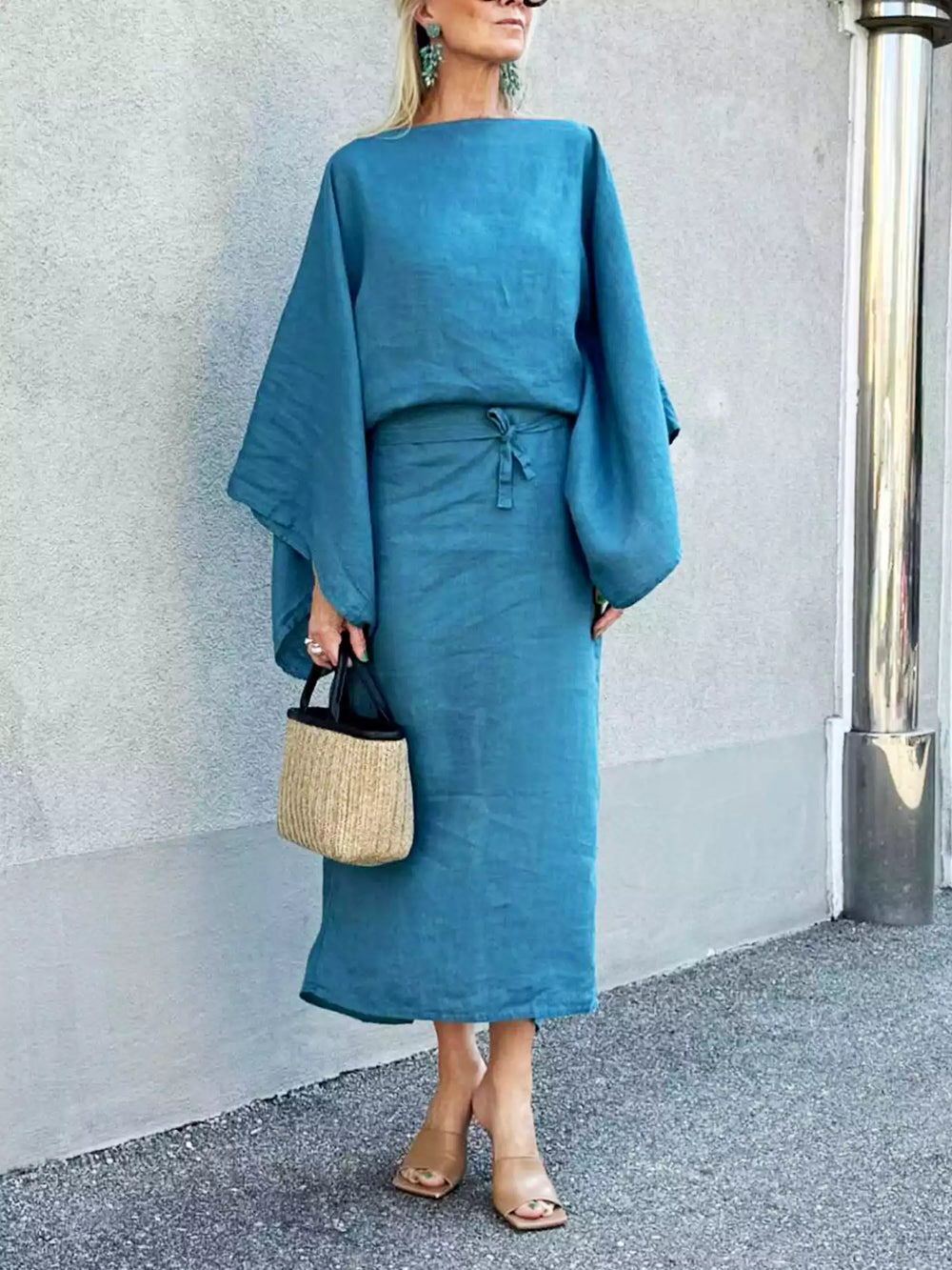 Flowing midi-length Women Elegant Kaftan Dress with relaxed silhouette and self-tie waist