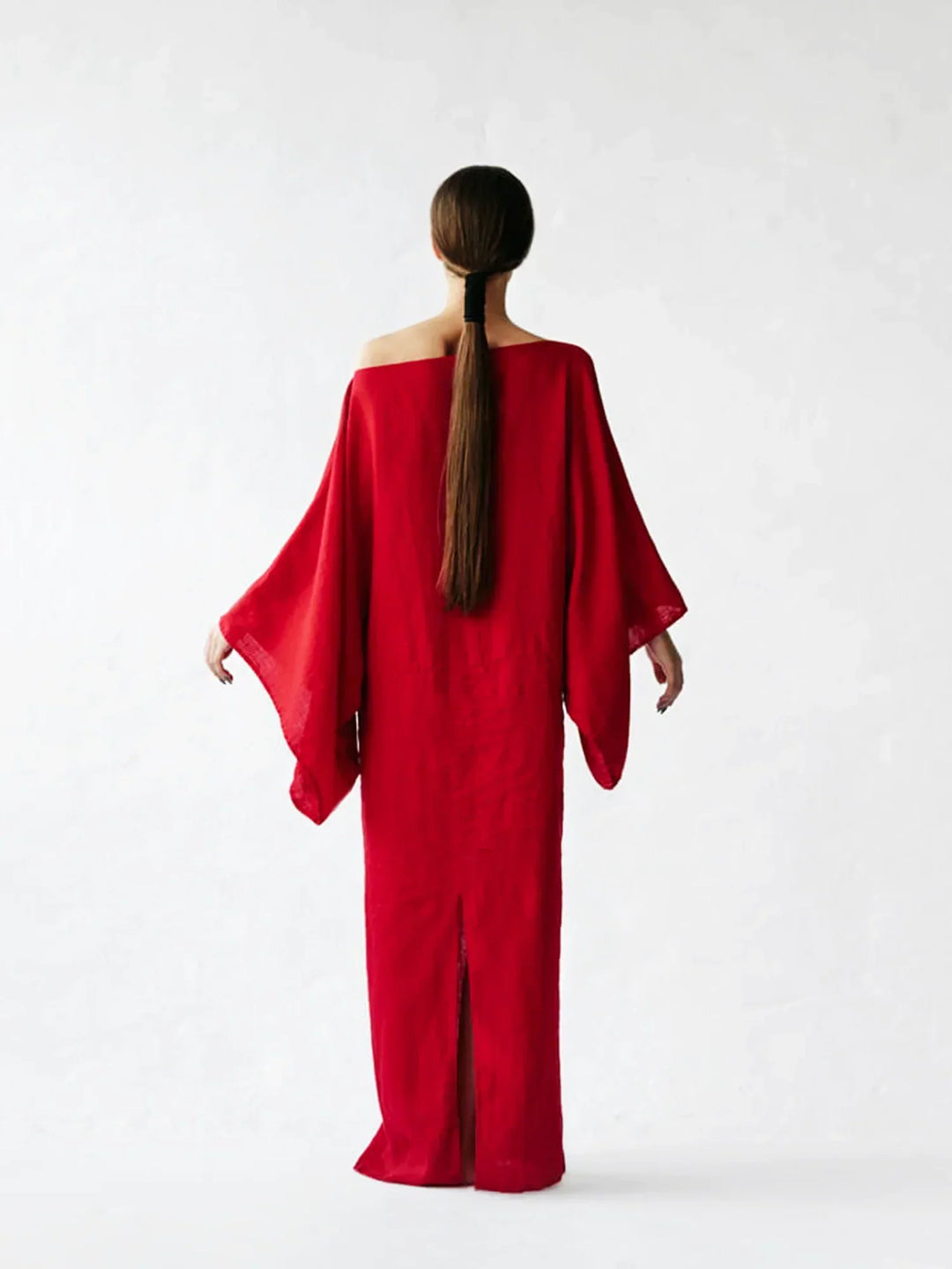 Detail of Women Elegant Kaftan Dress wide sleeves and flowing silhouette